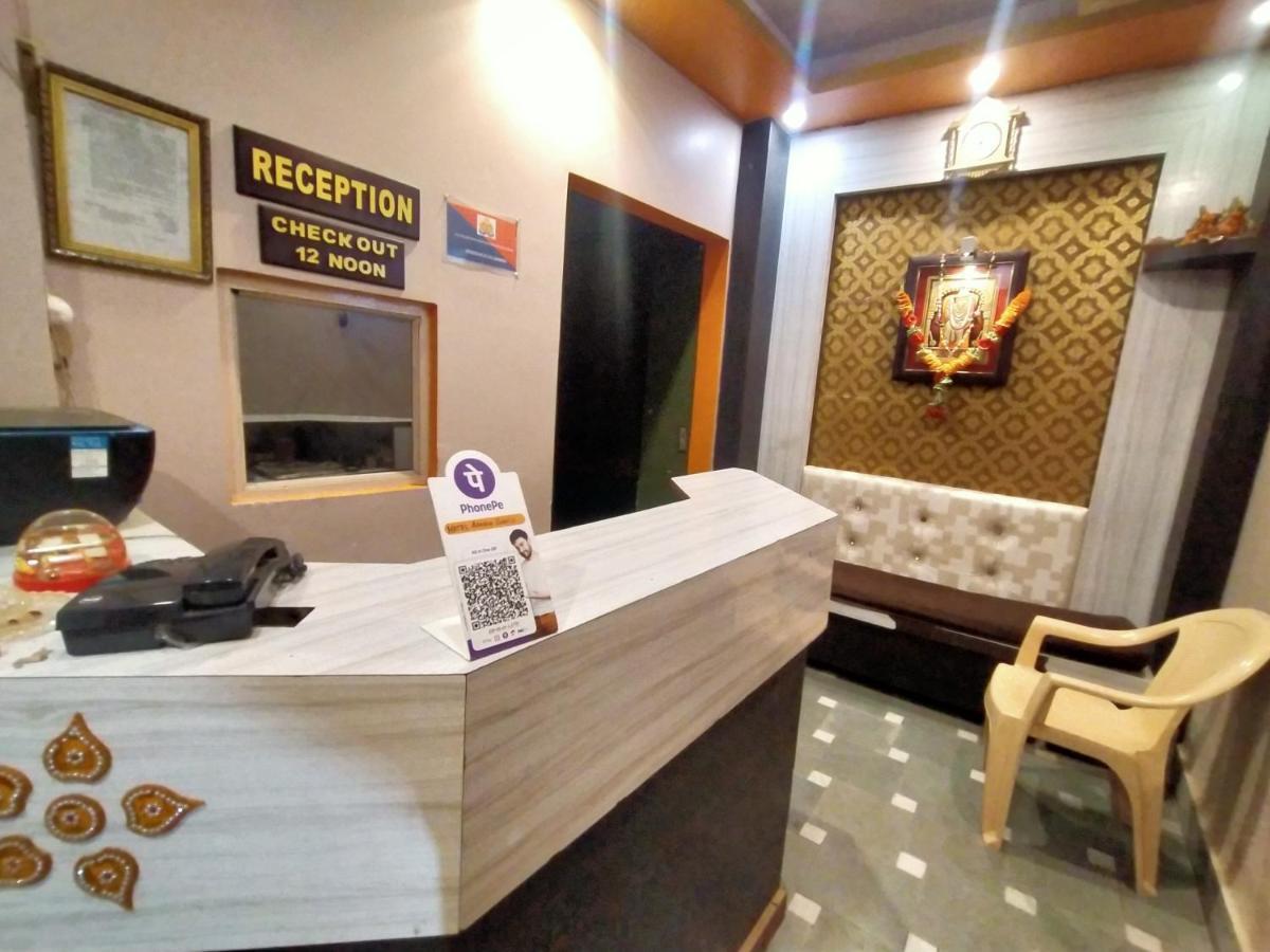 Hotel Aakash Ganga Варанаси Экстерьер фото