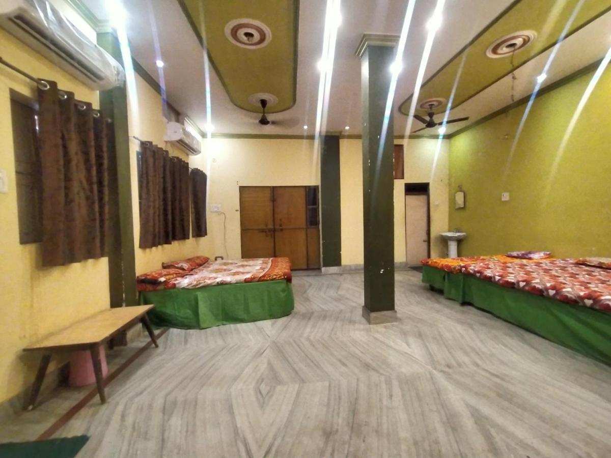 Hotel Aakash Ganga Варанаси Экстерьер фото